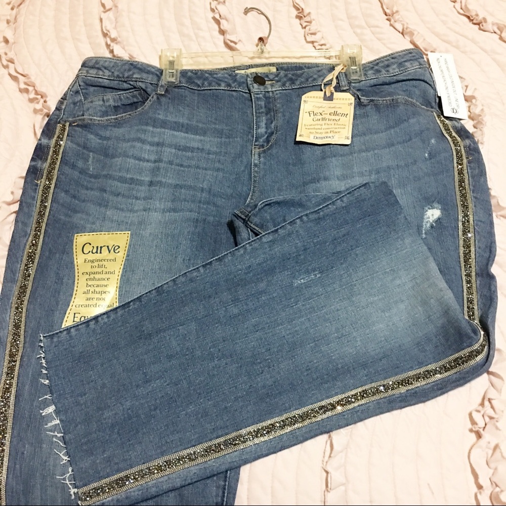 A-12 Ladies Size 20 FP Democracy Denim Capris